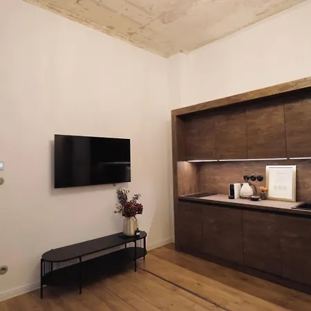 Notre-dame Apartment