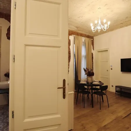 Notre-dame - Boutique Design Apartmán